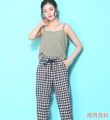 女生穿绿色格子裤配什么颜色的外 格子五分裤穿搭女绿色