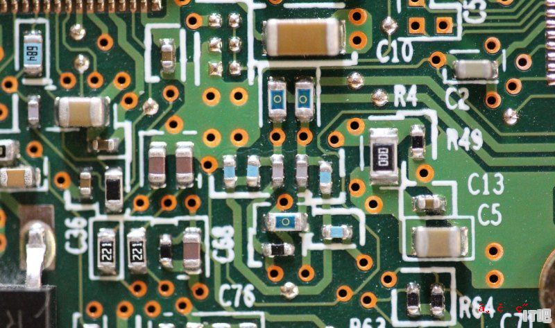 神舟战神k610d加装固态硬盘教程 固态硬盘磁盘组建