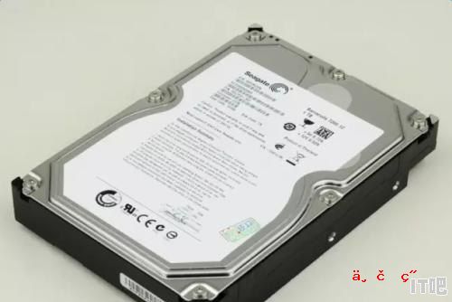 移动硬盘ssd pssd 区别,ssd指的是固态硬盘