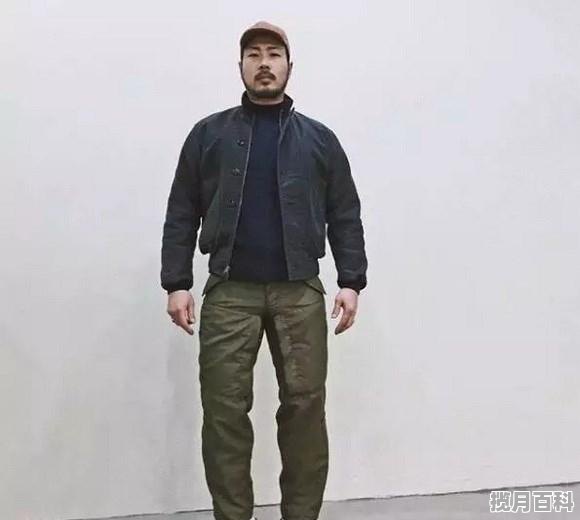 女生 短款黑色披肩斗篷式羽绒服怎么搭配啊_layer 8品牌介绍